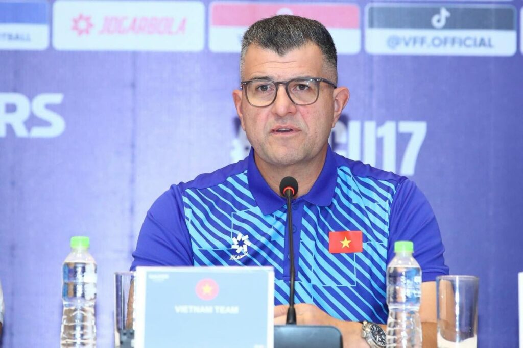 zbetvn HLV Cristiano Roland: "U17 Việt Nam ở bảng đấu không dễ dàng"